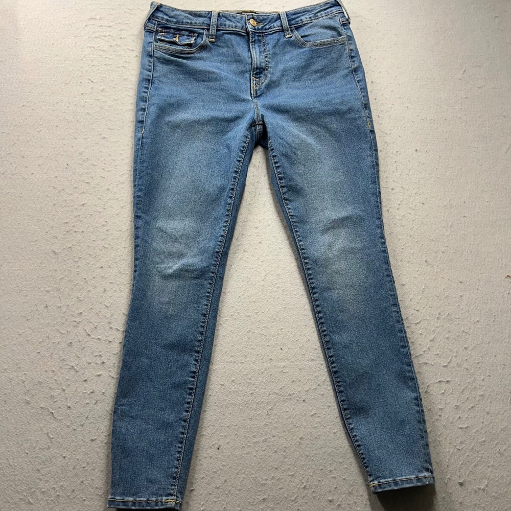 True Religion Jennie Curvy Mid Rise Super Skinny Stud Flap Jeans Blue 31 54791-0